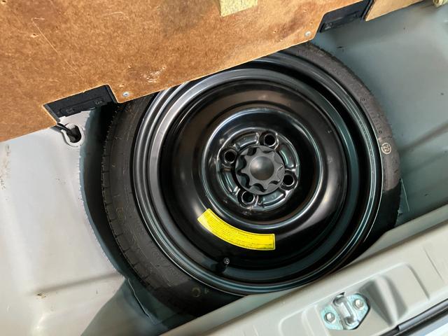 ムーヴコンテL CDステレオ 電格ミラー キーレスエントリー 車検整備付CDステレオ キーレスエントリー 電動格納式ドアミラー マニュアルレベリング セキュリティーアラーム エコアイドル テンパータイヤ シートリフター チルトステアリング 車検整備付(滋賀県)の中古車