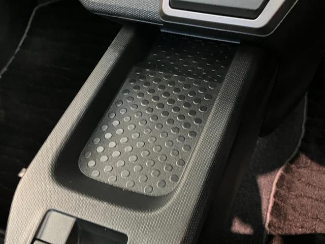 タフトＧクロムベンチャー　９型Ｄ．Ａ　Ｐカメラ　駐車支援システム衝突被害軽減ブレーキ　コーナーセンサー　９インチディスプレイオーディオ　Ｂｌｕｅｔｏｏｔｈ　フルセグ　パノラマカメラ　前後ドラレコ　レーダークルーズ　前席シートヒーター　ＬＥＤ　エコアイドル（滋賀県）の中古車