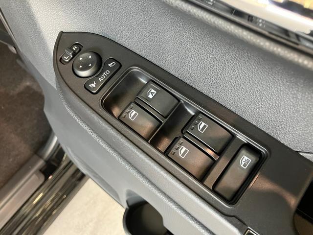 タントカスタムＲＳリミテッド　ターボ　９型Ｄ・Ａ　届出済未使用車衝突被害軽減ブレーキ　コーナーセンサー　９型ディスプレイオーディオ　Ｂｌｕｅｔｏｏｔｈ　ＵＳＢ　バックカメラ　両側電動スライドドア　前席シートヒーター　ＬＥＤ　レーダークルーズ　スマートキー　ターボ（滋賀県）の中古車