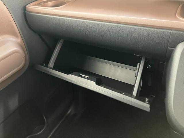 ムーヴキャンバスセオリーG 9型ディスプレイオーディオ 届出済未使用車衝突被害軽減ブレーキ コーナーセンサー 9型ディスプレイオーディオ フルセグ Bluetooth USB バックカメラ 両側電動スライドドア 前席シートヒーター LED ワイヤレス充電器 エコアイドル(滋賀県)の中古車