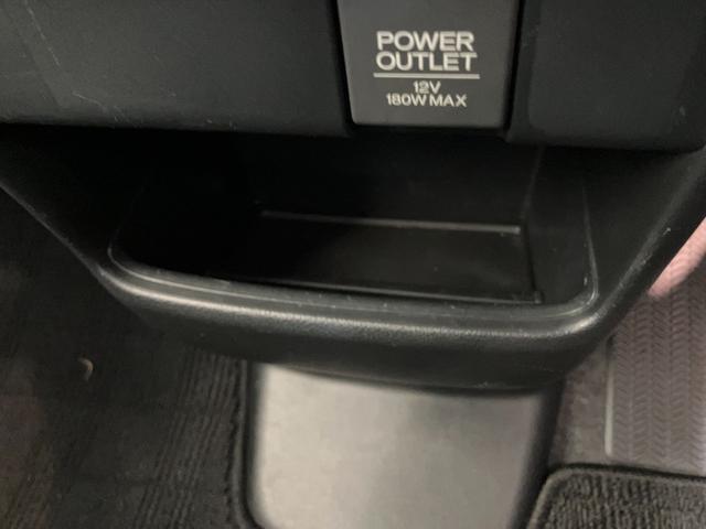 Ｎ−ＢＯＸＧ・ターボＬパッケージ　ワンセグナビ　Ｂカメラ　クルコンワンセグナビ　ＤＶＤ再生　Ｂｌｕｅｔｏｏｔｈ　バックカメラ　ＥＴＣ　左側電動スライドドア　ＬＥＤヘッドライト　オートエアコン　電動格納式ミラー　クルーズコントロール　スマートキー　パドルシフト　ターボ（滋賀県）の中古車