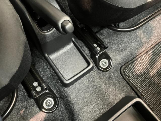 ミライースＬ　ＳＡ３　フルセグナビ　バックカメラ　コーナセンサー衝突被害軽減ブレーキ　コーナーセンサー　フルセグナビ　ＤＶＤ再生　Ｂｌｕｅｔｏｏｔｈ　ＵＳＢ　バックカメラ　オートライト　マニュアルレベリング　マニュアルエアコン　キーレスエントリー　エコアイドル（滋賀県）の中古車