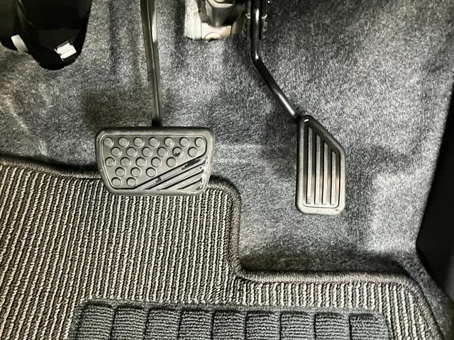 ミライースＬ　ＳＡ３　フルセグナビ　バックカメラ　コーナセンサー衝突被害軽減ブレーキ　コーナーセンサー　フルセグナビ　ＤＶＤ再生　Ｂｌｕｅｔｏｏｔｈ　ＵＳＢ　バックカメラ　オートライト　マニュアルレベリング　マニュアルエアコン　キーレスエントリー　エコアイドル（滋賀県）の中古車