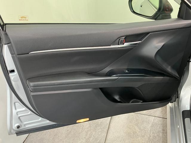 アルティスＧ　フルセグナビ　ＥＴＣ　レーダークルーズ　車検整備付トヨタセーフティセンス　コーナーセンサー　フルセグナビ　ＤＶＤ　Ｂｌｕｅｔｏｏｔｈ　ＵＳＢ　ＥＴＣ　レーダークルーズ　ＬＥＤ　オートライト　スマートキー　パワーシート　オートエアコン　ハイブリッド（滋賀県）の中古車