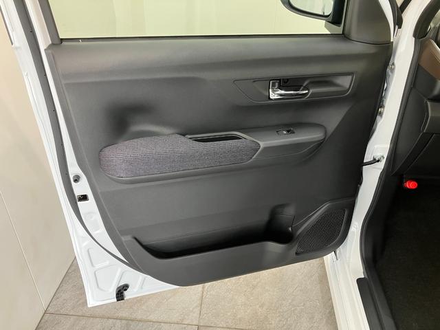 ムーヴＧ　左側電動スライド　シートヒーター　ＬＥＤ　届出済未使用車衝突被害軽減ブレーキ　コーナーセンサー　バックカメラ（ナビ装着時用）　左側電動スライドドア　ＬＥＤヘッドライト　オートライト　オートエアコン　前席シートヒーター　電動パーキングブレーキ　スマートキー（滋賀県）の中古車