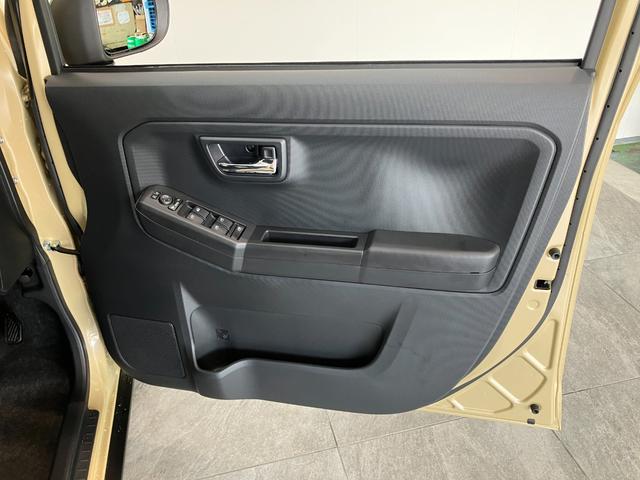 タフトＧダーククロムベンチャー　９型ＤＡ　Ｂカメラ　届出済未使用車衝突被害軽減ブレーキ　コーナーセンサー　９型ディスプレイオーディオ　フルセグ　Ｂｌｕｅｔｏｏｔｈ　ＵＳＢ　バックカメラ　前席シートヒーター　ＬＥＤ　オートライト　レーダークルーズ　オートエアコン（滋賀県）の中古車