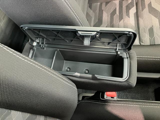 タフトＧダーククロムベンチャー　９型ＤＡ　Ｂカメラ　届出済未使用車衝突被害軽減ブレーキ　コーナーセンサー　９型ディスプレイオーディオ　フルセグ　Ｂｌｕｅｔｏｏｔｈ　ＵＳＢ　バックカメラ　前席シートヒーター　ＬＥＤ　オートライト　レーダークルーズ　オートエアコン（滋賀県）の中古車