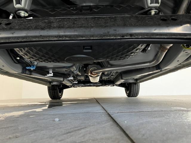 タフトＧダーククロムベンチャー　９型ＤＡ　Ｂカメラ　届出済未使用車衝突被害軽減ブレーキ　コーナーセンサー　９型ディスプレイオーディオ　フルセグ　Ｂｌｕｅｔｏｏｔｈ　ＵＳＢ　バックカメラ　前席シートヒーター　ＬＥＤ　オートライト　レーダークルーズ　オートエアコン（滋賀県）の中古車