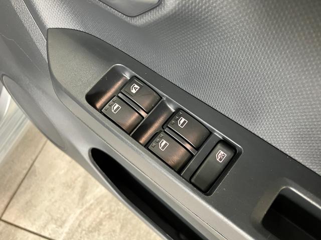 ミライースＬ　ＳＡ３　４ＷＤ　ＣＤステレオ　ＥＴＣ　コーナセンサー衝突被害軽減ブレーキ　コーナーセンサー　ＣＤステレオ　ＥＴＣ　マニュアルレベリング　マニュアルエアコン　キーレスエントリー　エコアイドル　Aftermarketアルミ　フルタイム４ＷＤ　タイヤ４本新品交換済み（滋賀県）の中古車