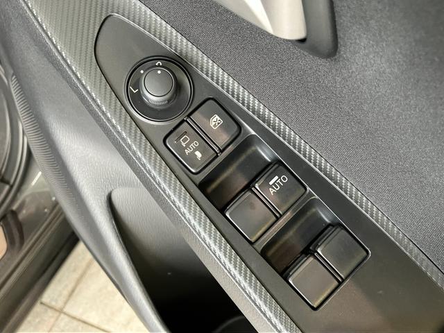 MAZDA215スポルト ディスプレイオーディオ パノラマ 車検整備付衝突被害軽減ブレーキ コーナセンサー ディスプレイオーディオ フルセグ Bluetooth USB パノラマカメラ 前後ドラレコ ETC レーダークルーズ LED オートライト オートエアコン(滋賀県)の中古車