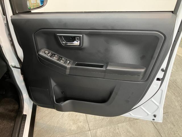 タフトＧダーククロムベンチャー　１０型フルセグナビ　届出済未使用車衝突被害軽減ブレーキ　コーナーセンサー　１０型フルセグナビ　ＤＶＤ再生　Ｂｌｕｅｔｏｏｔｈ　ＵＳＢ　バックカメラ　前後ドラレコ　前席シートヒーター　ＬＥＤ　オートライト　レーダークルーズ　エコアイドル（滋賀県）の中古車