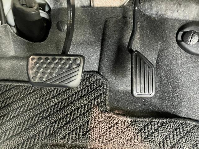 トールカスタムGターボSA2 9型フルセグナビ パノラマカメラ衝突被害軽減ブレーキ 9型フルセグナビ Bluetooth DVD再生 パノラマカメラ ETC 両側電動スライドドア LED オートエアコン レーダークルーズ スマートキー エコアイドル ターボ(滋賀県)の中古車