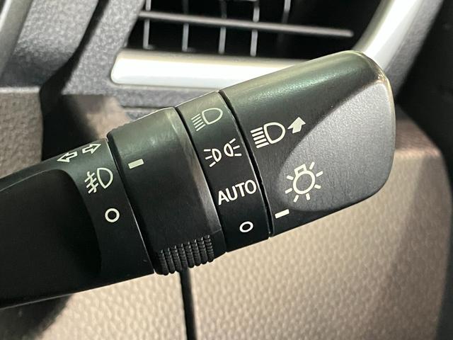 ルーミーカスタムＧ　Ｓ　９型フルセグナビ　バックカメラ　前後ドラレコ衝突被害軽減ブレーキ　９型フルセグナビ　Ｂｌｕｅｔｏｏｔｈ　ＤＶＤ再生　バックカメラ　ドラレコ　ＥＴＣ　両側電動スライドドア　ＬＥＤ　オートエアコン　クルーズコントロール　スマートキー　エコアイドル（滋賀県）の中古車