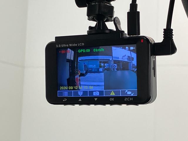 ルーミーカスタムＧ　Ｓ　９型フルセグナビ　バックカメラ　前後ドラレコ衝突被害軽減ブレーキ　９型フルセグナビ　Ｂｌｕｅｔｏｏｔｈ　ＤＶＤ再生　バックカメラ　ドラレコ　ＥＴＣ　両側電動スライドドア　ＬＥＤ　オートエアコン　クルーズコントロール　スマートキー　エコアイドル（滋賀県）の中古車
