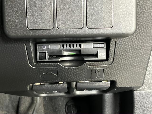 ルーミーカスタムＧ　Ｓ　９型フルセグナビ　バックカメラ　前後ドラレコ衝突被害軽減ブレーキ　９型フルセグナビ　Ｂｌｕｅｔｏｏｔｈ　ＤＶＤ再生　バックカメラ　ドラレコ　ＥＴＣ　両側電動スライドドア　ＬＥＤ　オートエアコン　クルーズコントロール　スマートキー　エコアイドル（滋賀県）の中古車