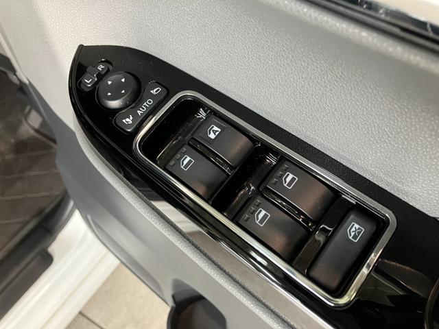 タントカスタムX 4WD ディスプレイオーディオ 駐車支援システム衝突被害軽減ブレーキ コーナーセンサー 6.2型ディスプレイオーディオ DVD再生 USB パノラマカメラ 前後ドラレコ ETC 駐車支援システム 両側電動スライドドア 前席シートヒーター LED(滋賀県)の中古車
