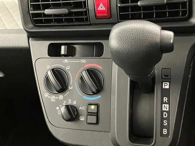 タントスローパーL IDLEレス キーレス 両側スライドドア福祉車両 車いす乗降車 CDステレオ 両側スライドドア LEDヘッドライト オートライト マニュアルレベリング キーレスエントリー(滋賀県)の中古車