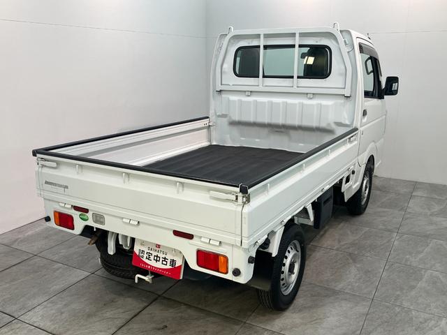 ミニキャブトラック 中古車 Ｍ　２ＷＤ　ＡＴ車　ＡＭ／ＦＭラジオ　エアコン　パワステＡＭ／ＦＭラジオ　エアコン　パワステ　マニュアルレベリング　エアバッグ　ＡＴ車　バッテリーカバー　荷台マット　ゲートプロテクター
