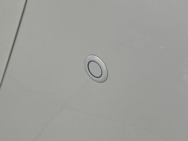 トールカスタムＧ　９型ディスプレイオーディオ　フルセグ　Ｂカメラ衝突被害軽減ブレーキ　コーナーセンサー　９型ディスプレイオーディオ　フルセグ　Ｂｌｕｅｔｏｏｔｈ　ＵＳＢ　バックカメラ　両側電動スライドドア　ＬＥＤ　レーダークルーズ　スマートキー　エコアイドル（滋賀県）の中古車