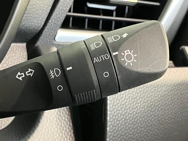 トールカスタムＧ　９型ディスプレイオーディオ　フルセグ　Ｂカメラ衝突被害軽減ブレーキ　コーナーセンサー　９型ディスプレイオーディオ　フルセグ　Ｂｌｕｅｔｏｏｔｈ　ＵＳＢ　バックカメラ　両側電動スライドドア　ＬＥＤ　レーダークルーズ　スマートキー　エコアイドル（滋賀県）の中古車