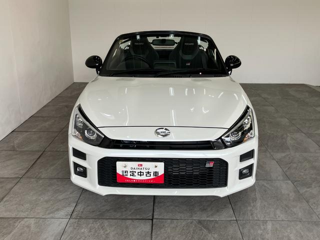 コペンGRスポーツ 5MT ディスプレイオーディオ 車検整備付GR専用サスペンション D・A Bluetooth USB バックカメラ ETC2.0 MOMO製ハンドル レカロシート BBS製アルミ シートヒーター LED オートエアコン スマートキー 5速MT(滋賀県)の中古車