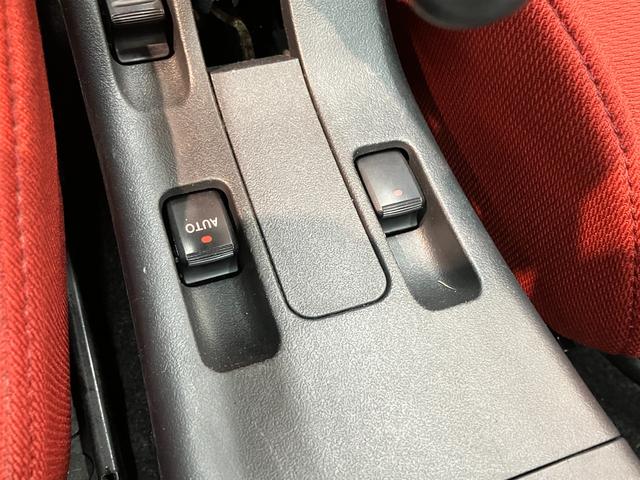 コペンローブ フルセグナビ ETC シートヒーター スマートキー電動オープンルーフ フルセグナビ DVD再生 Bluetooth USB ETC シートヒーター LEDヘッドライト スマートキー オートエアコン エコアイドル タイヤ4本新品交換済み(滋賀県)の中古車