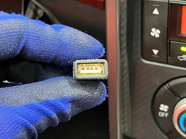 コペンローブ フルセグナビ ETC シートヒーター スマートキー電動オープンルーフ フルセグナビ DVD再生 Bluetooth USB ETC シートヒーター LEDヘッドライト スマートキー オートエアコン エコアイドル タイヤ4本新品交換済み(滋賀県)の中古車