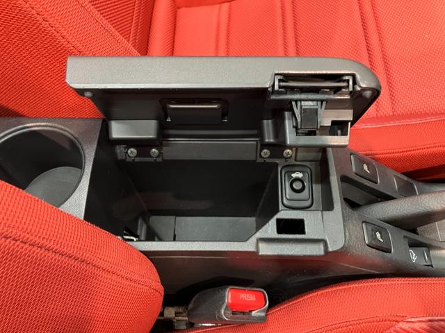 コペンローブ フルセグナビ ETC シートヒーター スマートキー電動オープンルーフ フルセグナビ DVD再生 Bluetooth USB ETC シートヒーター LEDヘッドライト スマートキー オートエアコン エコアイドル タイヤ4本新品交換済み(滋賀県)の中古車