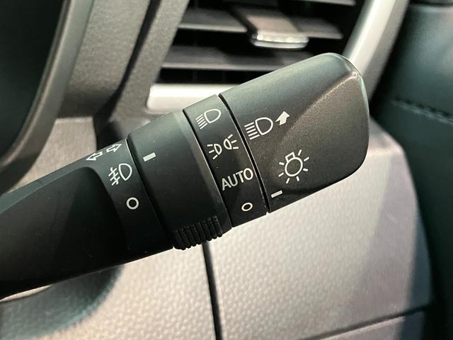 トールカスタムＧターボ　ＳＡ３　９型フルセグナビ　パノラマカメラ衝突被害軽減ブレーキ　コーナーセンサー　フルセグナビ　Ｂｌｕｅｔｏｏｔｈ　ＤＶＤ再生　パノラマカメラ　ＴＶコントロール　両側電動スライドドア　ＬＥＤ　レーダークルーズ　スマートキー　エコアイドル（滋賀県）の中古車