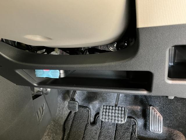 ムーヴキャンバスGホワイトアクセントVS SA3 8型フルセグナビ Pカメラ衝突被害軽減ブレーキ 8型フルセグナビ DVD Bluetooth USB パノラマカメラ 前後ドラレコ ETC 両側電動スライドドア LED オートエアコン シートヒーター タイヤ4本新品交換済(滋賀県)の中古車