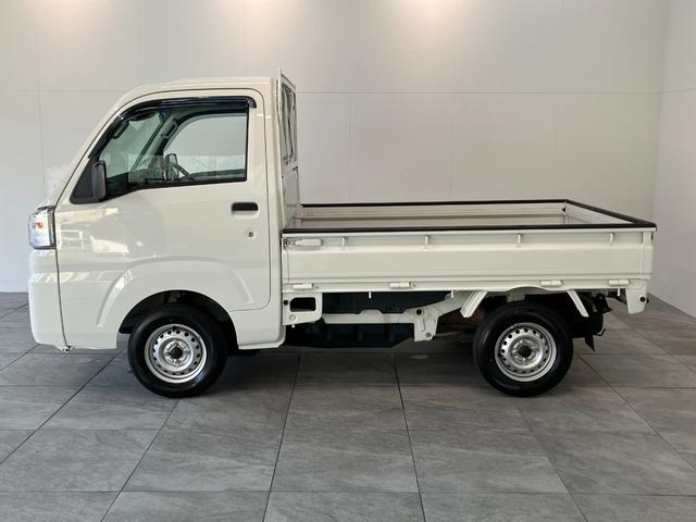 ハイゼットトラックスタンダードSA3t 4WD 5MT ETC 車検整備付衝突被害軽減ブレーキ リアコーナーセンサー AM/FMラジオ ドラレコ ETC マニュアルレベリング LED パートタイム4WD 5速マニュアルミッション車 荷台マット ゲートプロテクター(滋賀県)の中古車