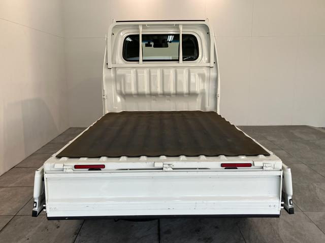 ハイゼットトラックスタンダードSA3t 4WD 5MT ETC 車検整備付衝突被害軽減ブレーキ リアコーナーセンサー AM/FMラジオ ドラレコ ETC マニュアルレベリング LED パートタイム4WD 5速マニュアルミッション車 荷台マット ゲートプロテクター(滋賀県)の中古車