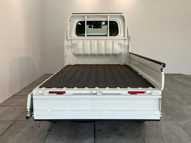 ハイゼットトラックスタンダードSA3t 4WD 5MT ETC 車検整備付衝突被害軽減ブレーキ リアコーナーセンサー AM/FMラジオ ドラレコ ETC マニュアルレベリング LED パートタイム4WD 5速マニュアルミッション車 荷台マット ゲートプロテクター(滋賀県)の中古車