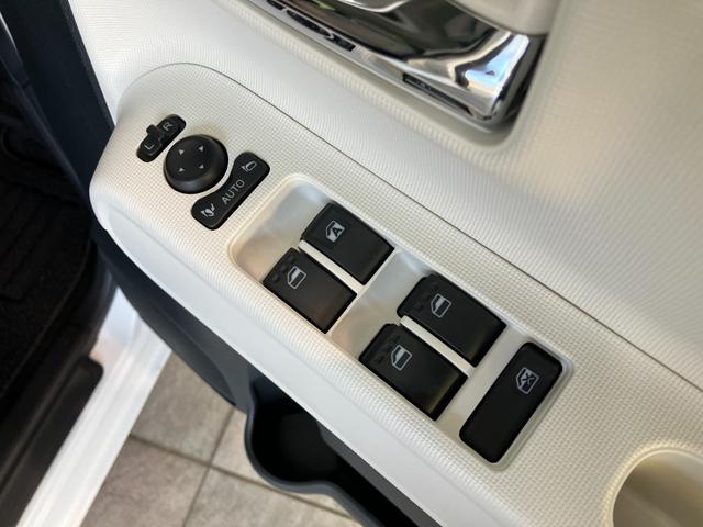 ムーヴキャンバスストライプスＧ　１０型フルセグナビ　バックカメラ　ドラレコ衝突被害軽減ブレーキ　コーナセンサー　１０型フルセグナビ　Ｂｌｕｅｔｏｏｔｈ　ＵＳＢ　バックカメラ　前後ドラレコ　両側電動スライドドア　ＬＥＤ　オートライト　オートエアコン　前席シートヒーター（滋賀県）の中古車