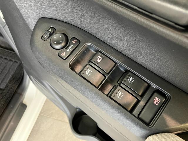 ムーヴＬ　６．８型ディスプレイオーディオ　バックカメラ　キーレス衝突被害軽減ブレーキ　コーナーセンサー　６．８型ディスプレイオーディオ　Ｂｌｕｅｔｏｏｔｈ　ＵＳＢ　バックカメラ　前後ドラレコ　両側スライドドア　ＬＥＤ　キーレス　電動格納式ミラー　オートライト（滋賀県）の中古車