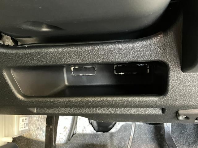 ムーヴＬ　６．８型ディスプレイオーディオ　バックカメラ　キーレス衝突被害軽減ブレーキ　コーナーセンサー　６．８型ディスプレイオーディオ　Ｂｌｕｅｔｏｏｔｈ　ＵＳＢ　バックカメラ　前後ドラレコ　両側スライドドア　ＬＥＤ　キーレス　電動格納式ミラー　オートライト（滋賀県）の中古車