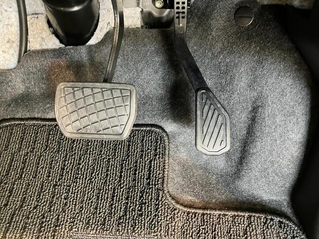 ムーヴＬ　６．８型ディスプレイオーディオ　バックカメラ　キーレス衝突被害軽減ブレーキ　コーナーセンサー　６．８型ディスプレイオーディオ　Ｂｌｕｅｔｏｏｔｈ　ＵＳＢ　バックカメラ　前後ドラレコ　両側スライドドア　ＬＥＤ　キーレス　電動格納式ミラー　オートライト（滋賀県）の中古車