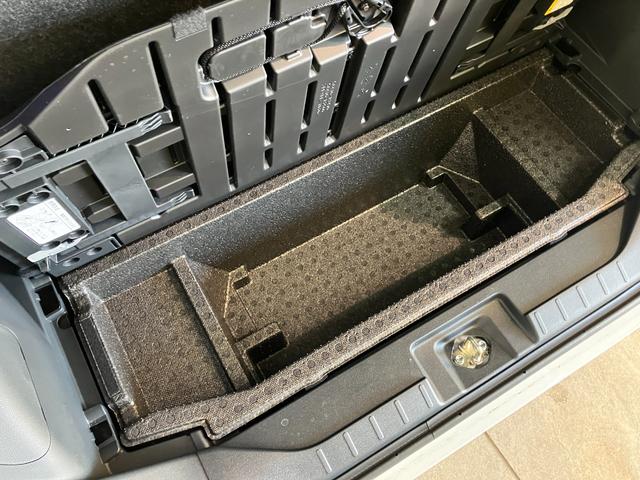 タントカスタムＸリミテッド　１０型ナビ　Ｐカメラ　届出済未使用車衝突被害軽減ブレーキ　コーナーセンサー　１０型フルセグナビ　Ｂｌｕｅｔｏｏｔｈ　ＤＶＤ再生　ＵＳＢ　パノラマカメラ　前後ドラレコ　両側電動スライドドア　前席シートヒーター　ＬＥＤ　レーダークルーズ（滋賀県）の中古車