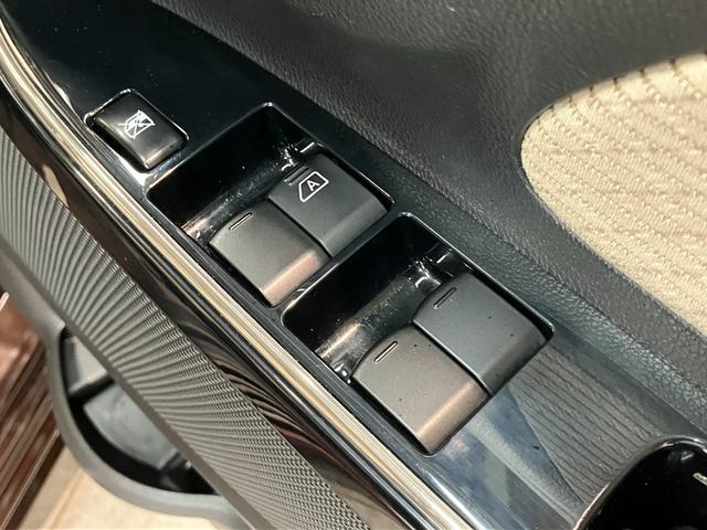 デイズハイウェイスターX プレミアムセレクション ナビ Pカメラ衝突被害軽減ブレーキ フルセグナビ DVD再生 Bluetooth USB パノラマ ETC HID オートライト オートエアコン 電動格納式ミラー スマートキー エコアイドル タイヤ4本新品交換済み(滋賀県)の中古車