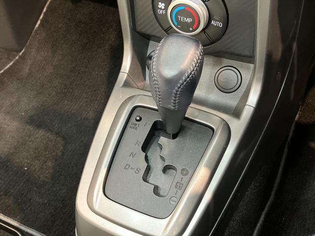 コペン２０ｔｈアニバーサリーエディション　フルセグナビ　ＢＢＳフルセグナビ　ＤＶＤ再生　Ｂｌｕｅｔｏｏｔｈ　ＵＳＢ　ＥＴＣ車載器　パドルシフト　ＭＯＭＯ製ハンドル　ＢＢＳ製アルミホイール　シートヒーター　ＬＥＤ　オートライト　オートエアコン　スマートキー（滋賀県）の中古車