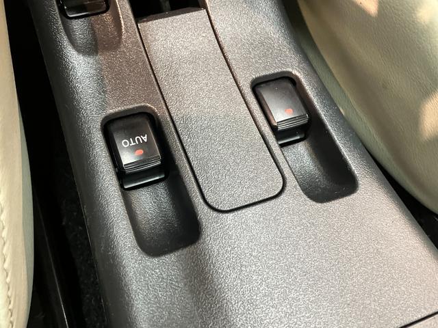 コペン２０ｔｈアニバーサリーエディション　フルセグナビ　ＢＢＳフルセグナビ　ＤＶＤ再生　Ｂｌｕｅｔｏｏｔｈ　ＵＳＢ　ＥＴＣ車載器　パドルシフト　ＭＯＭＯ製ハンドル　ＢＢＳ製アルミホイール　シートヒーター　ＬＥＤ　オートライト　オートエアコン　スマートキー（滋賀県）の中古車