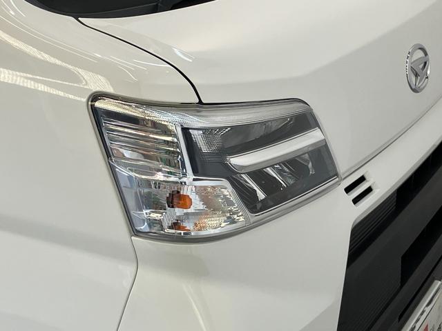 ハイゼットカーゴデラックスSA3 LED キーレス 2WD AT車 前席PW衝突被害軽減ブレーキ AM/FMステレオ 両側スライドドア キーレスエントリー 前席パワーウインドウ LEDヘッドライト オートライト マニュアルレベリング エコアイドル 2WD AT車(滋賀県)の中古車
