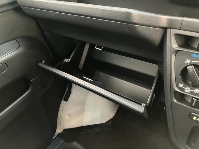 ハイゼットカーゴデラックスSA3 LED キーレス 2WD AT車 前席PW衝突被害軽減ブレーキ AM/FMステレオ 両側スライドドア キーレスエントリー 前席パワーウインドウ LEDヘッドライト オートライト マニュアルレベリング エコアイドル 2WD AT車(滋賀県)の中古車