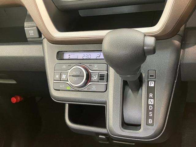 ムーヴX コーナセンサー 左側電動スライドドア 届出済未使用車衝突被害軽減ブレーキ コーナーセンサー バックカメラ(ナビ装着時用) 左側電動スライドドア LEDヘッドライト オートライト オートエアコン 電動格納式ミラー スマートキー エコアイドル(滋賀県)の中古車