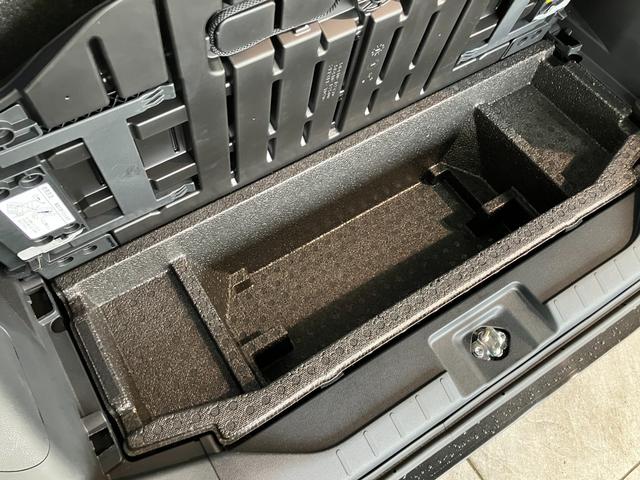 タントカスタムＸリミテッド　９型ディスプレイオーディオ　フルセグ衝突被害軽減ブレーキ　コーナーセンサー　９型ディスプレイオーディオ　Ｂｌｕｅｔｏｏｔｈ　ＵＳＢ　バックカメラ　ＥＴＣ　両側電動スライドドア　前席シートヒーター　ＬＥＤ　レーダークルーズ　スマートキー（滋賀県）の中古車