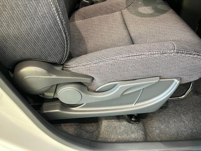 ムーヴＧ　９型ＤＡ　前席シートヒーター　届出済未使用車衝突被害軽減ブレーキ　コーナーセンサー　９型ディスプレイオーディオ　Ｂｌｕｅｔｏｏｔｈ　ＵＳＢ　バックカメラ　左側電動スライドドア　前席シートヒーター　ワイヤレス充電器　ＬＥＤ　オートエアコン（滋賀県）の中古車