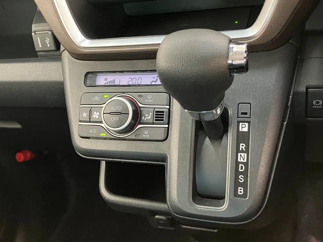 ムーヴＧ　９型ＤＡ　前席シートヒーター　届出済未使用車衝突被害軽減ブレーキ　コーナーセンサー　９型ディスプレイオーディオ　Ｂｌｕｅｔｏｏｔｈ　ＵＳＢ　バックカメラ　左側電動スライドドア　前席シートヒーター　ワイヤレス充電器　ＬＥＤ　オートエアコン（滋賀県）の中古車