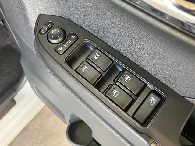 タントカスタムＲＳリミテッド　ターボ　１０型ナビ　届出済未使用車衝突被害軽減ブレーキ　コーナーセンサー　１０型フルセグナビ　Ｂｌｕｅｔｏｏｔｈ　ＤＶＤ再生　ＵＳＢ　バックカメラ　前後ドラレコ　両側電動スライドドア　前席シートヒーター　ＬＥＤ　レーダークルーズ（滋賀県）の中古車