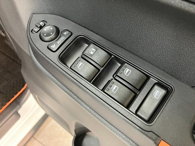 タントファンクロスターボ　１０型ナビ　パノラマカメラ　前後ドラレコ衝突被害軽減ブレーキ　コーナーセンサー　フルセグナビ　Ｂｌｕｅｔｏｏｔｈ　ＤＶＤ再生　ＵＳＢ　パノラマカメラ　前後ドラレコ　ＥＴＣ　両側電動スライドドア　前席シートヒーター　ＬＥＤ　レーダークルーズ（滋賀県）の中古車
