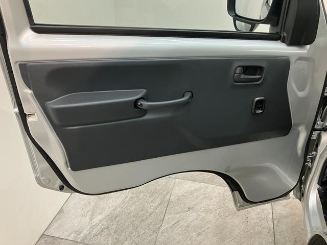 スーパーキャリイL 4WD AT車 フルセグナビ 社外アルミ キーレス衝突被害軽減ブレーキ リアコーナセンサー フルセグナビ DVD再生 Bluetooth 社外アルミ キーレスエントリー マニュアルレベリング エコアイドル パートタイム4WD(滋賀県)の中古車